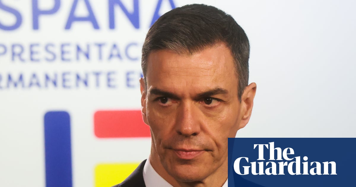 Spanish PM defends plans to regularise half a million undocumented migrants