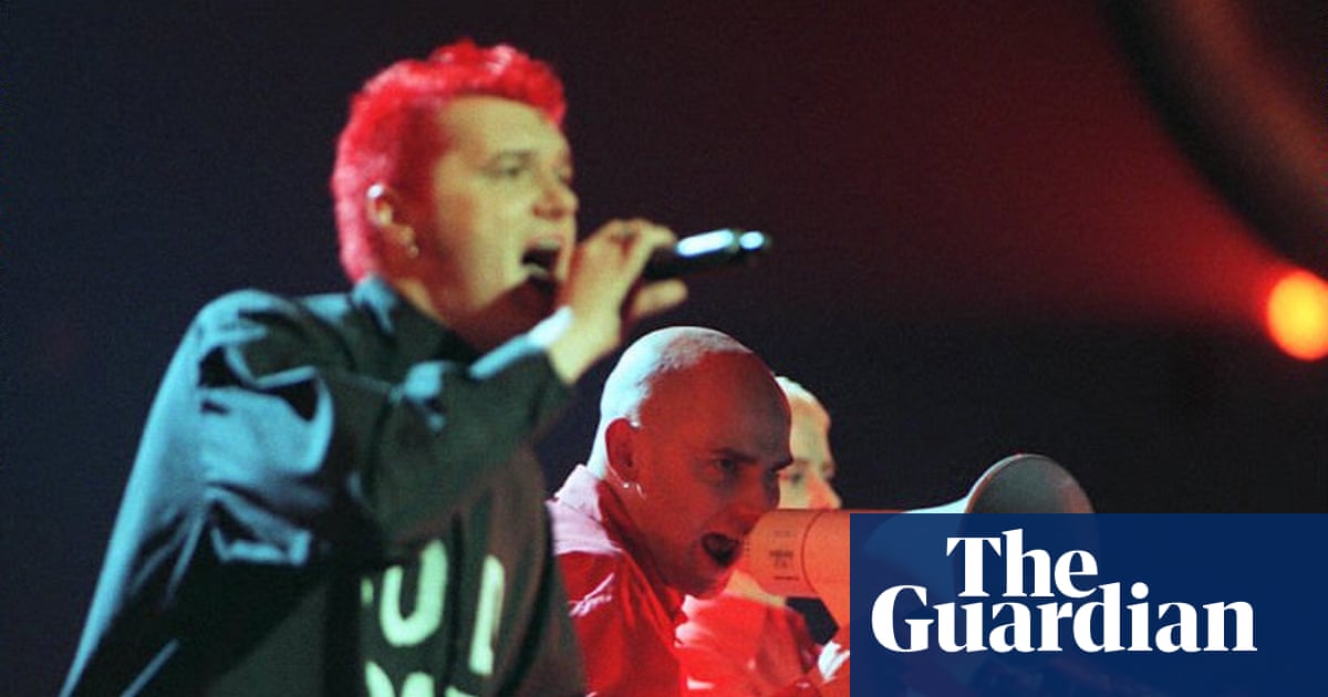 Chumbawamba call on Spain’s far-right Vox to stop using their best-known song