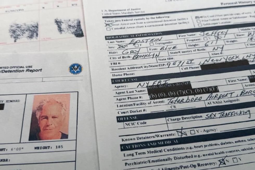 FACT FOCUS: Images of NYC mayor with Jeffrey Epstein are AI-generated. Here’s how we know