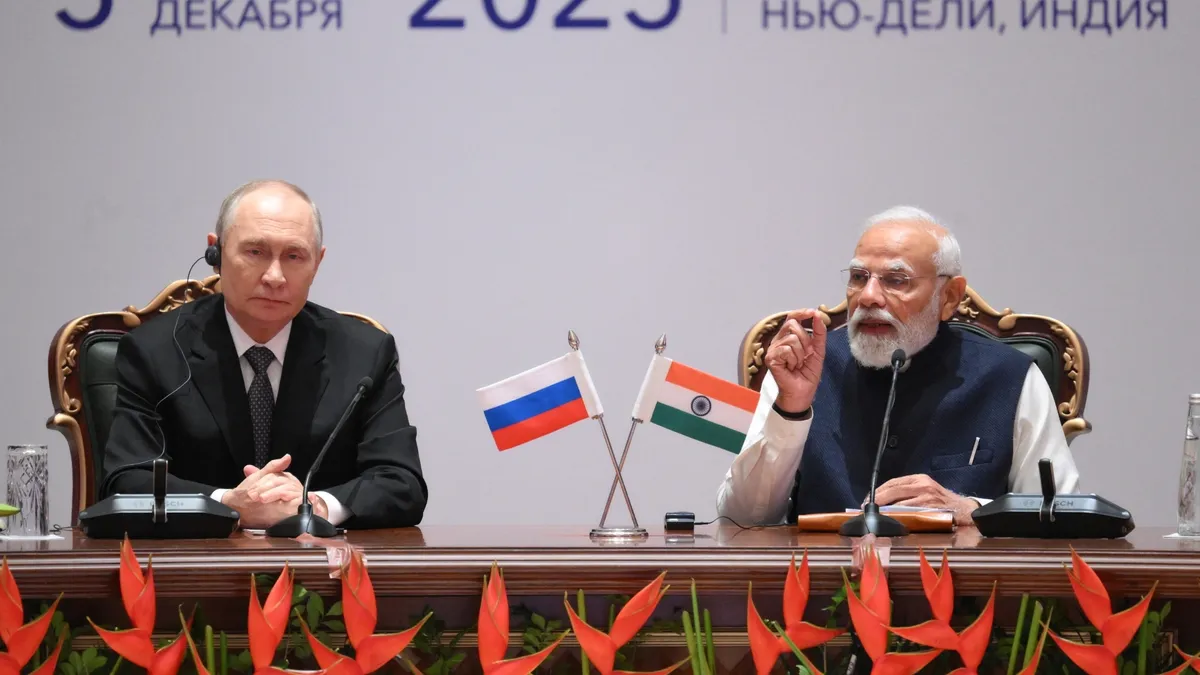 What message does Putin’s visit to India send?