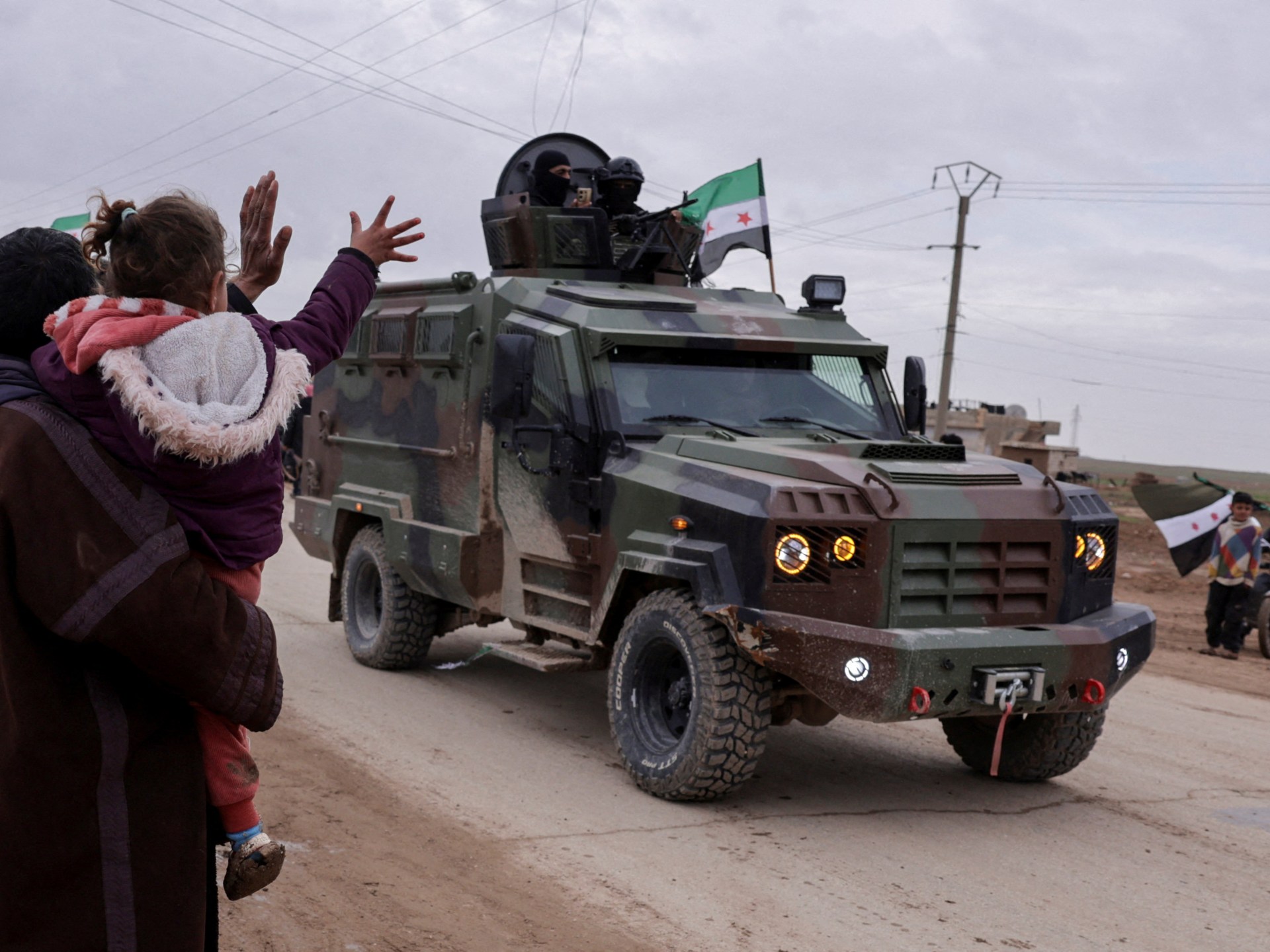 Syrian forces enter Qamishli under ceasefire deal with SDF