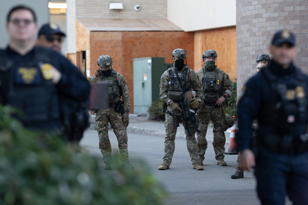 ICE agents can’t make warrantless arrests in Oregon unless there’s a risk of escape, US judge rules