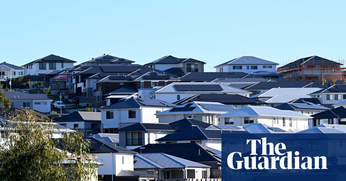 Capital gains tax discount to cost Australia $250bn over next decade with retirees and high-income earners to benefit most