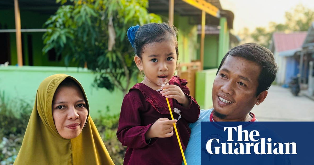 Attorney general Michelle Rowland helps legal fight for children wrongly deemed adult people smugglers by Australian police