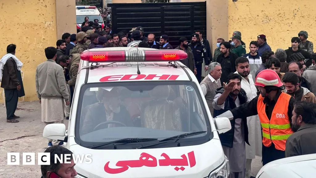 More than 30 killed in blast at Pakistan mosque, officials say