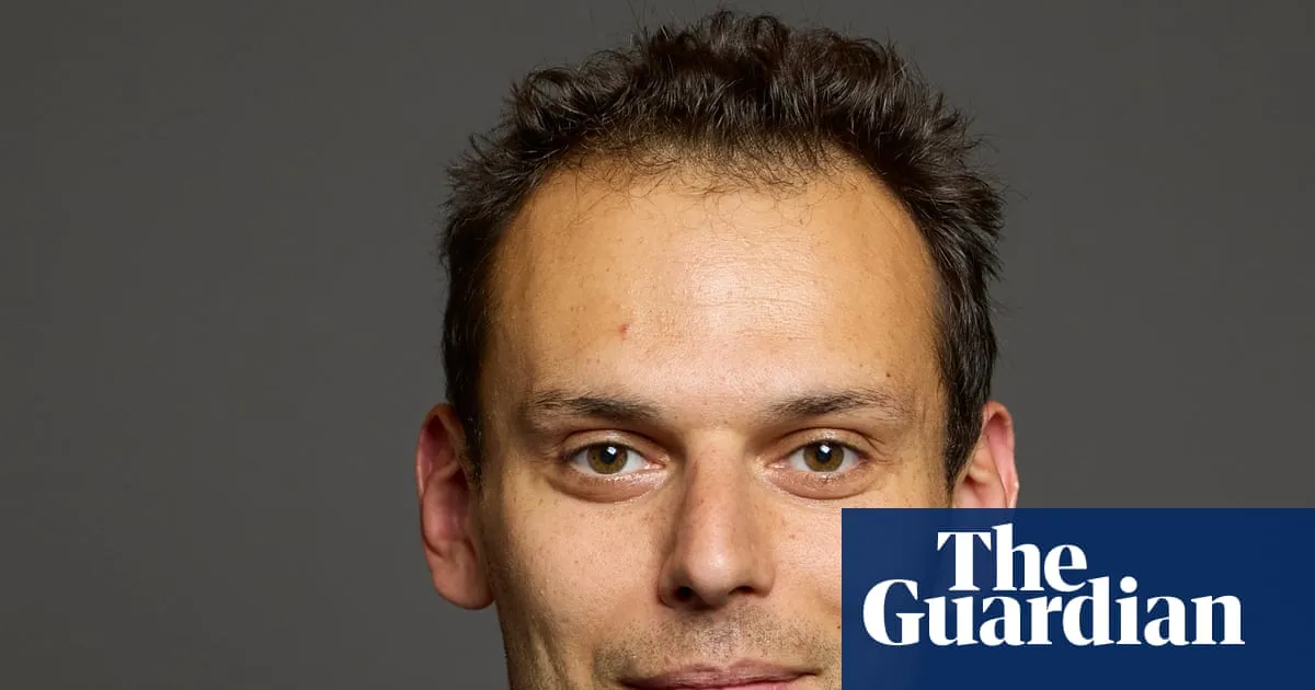 Labour minister was provided with intelligence files on journalists