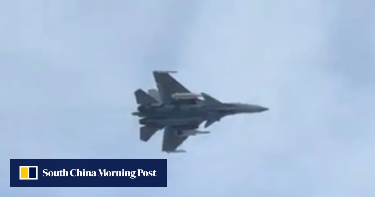 Has the YJ-15 missile been deployed to the Chinese navy? A photo gives clues