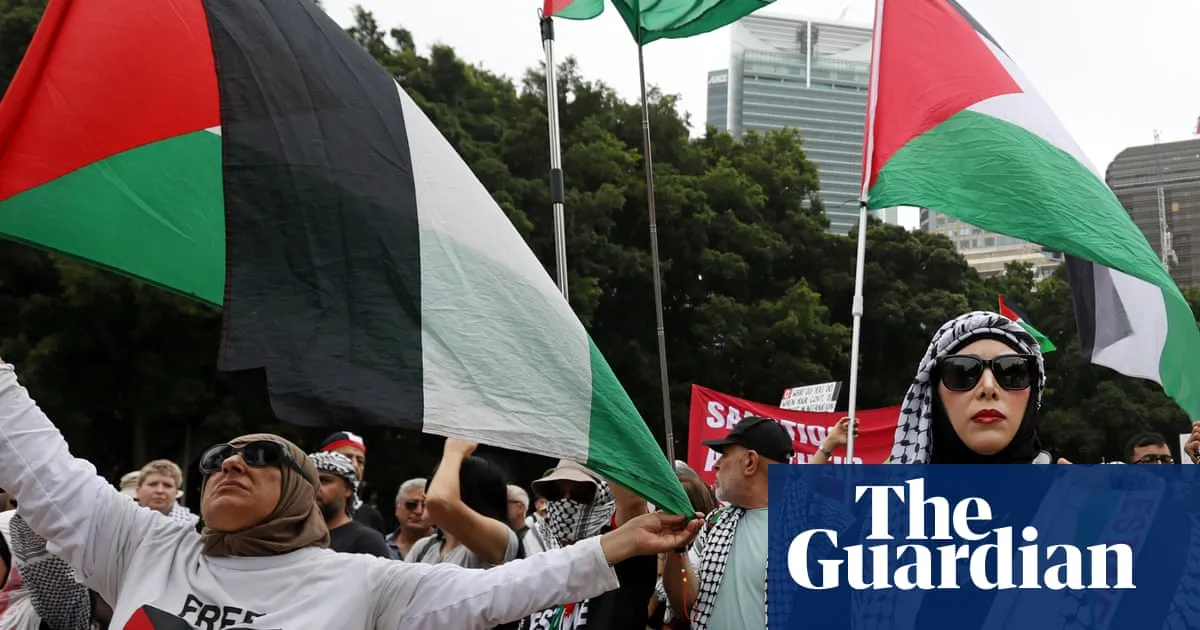 Standoff over site of rally against Israeli president as protest group prepares court challenge to NSW police powers