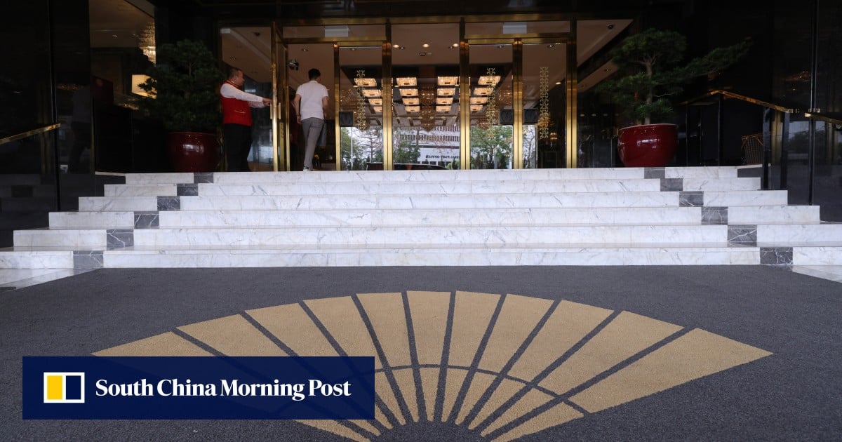 8 people fall ill after eating seafood at Hong Kong’s Mandarin Oriental hotel