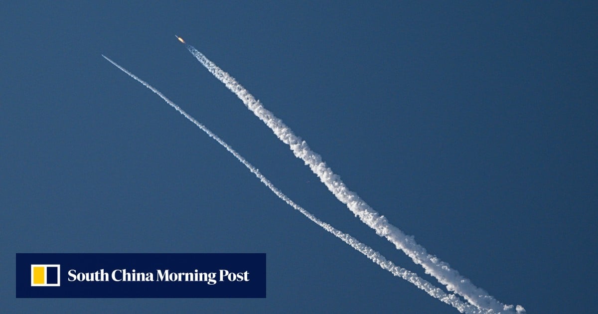China’s Mengzhou spacecraft passes key test for 2030 crewed moon mission with Long March 10 rocket