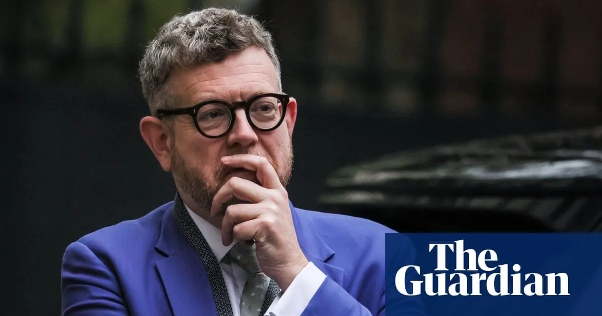 No 10 ‘did not know’ of aide’s links to paedophile when he was given peerage