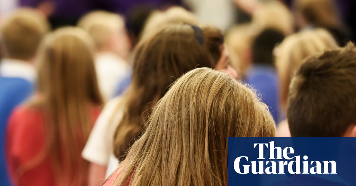 One in 14 children who die in England have closely related parents, study finds