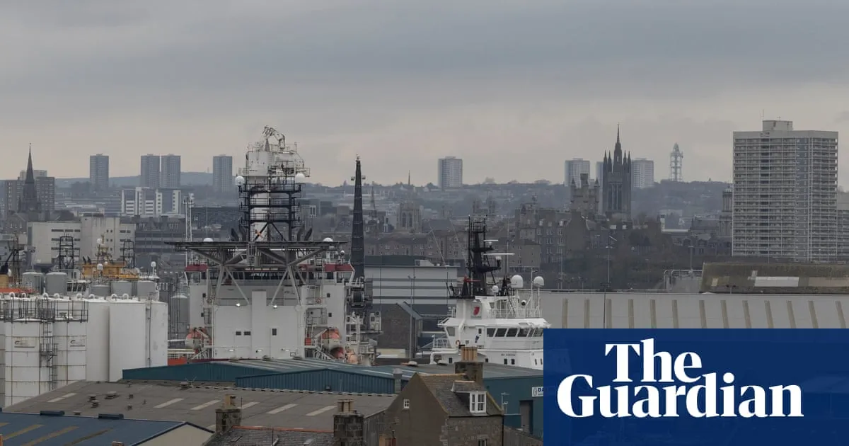 Break in the grey as Aberdeen sees sunshine for the first time in 21 days