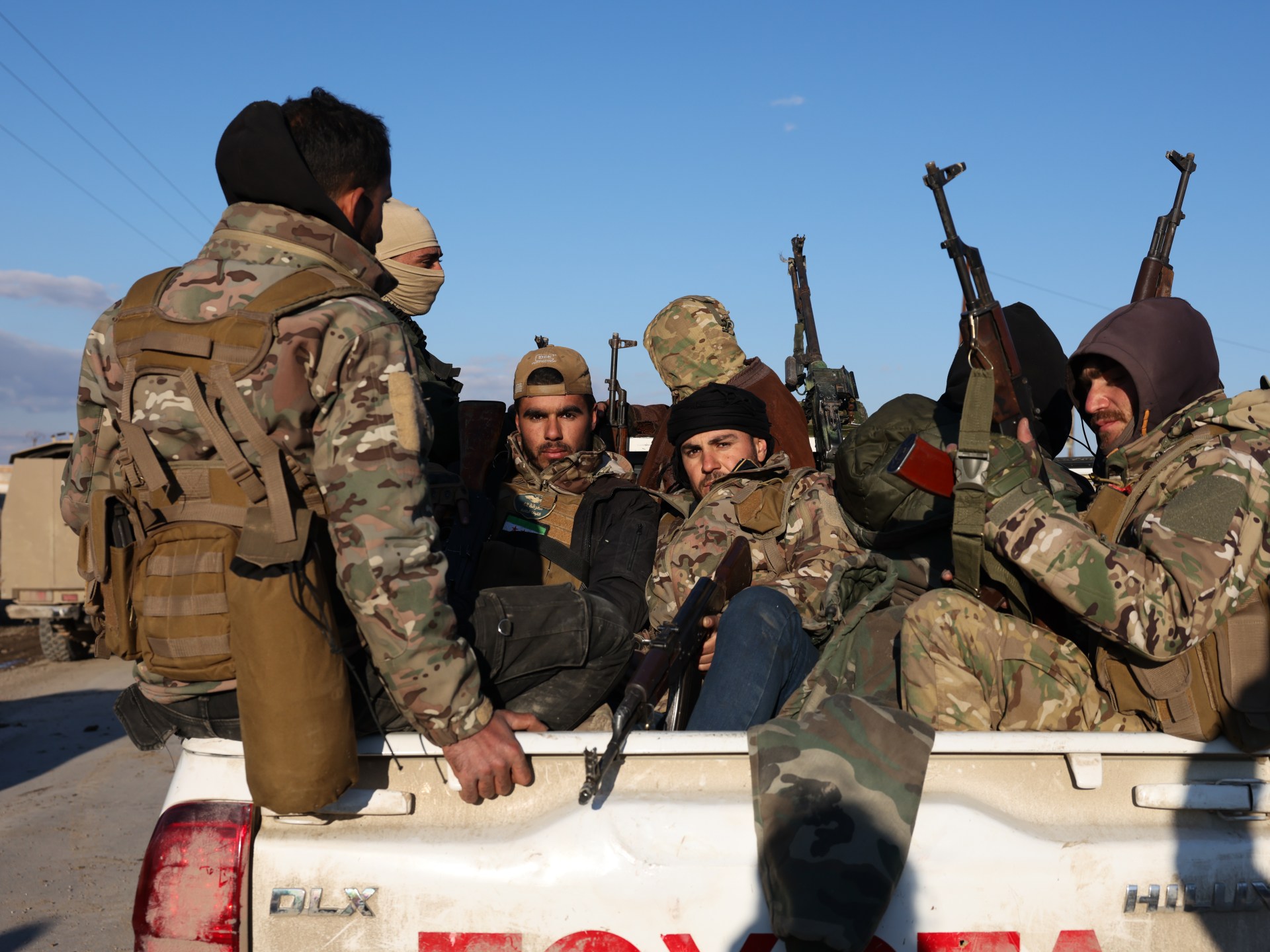 More than 5,000 ISIL detainees transferred from Syria, says Iraqi ministry