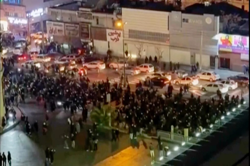 Iranian security use dragnet spanning the entire country to arrest protesters