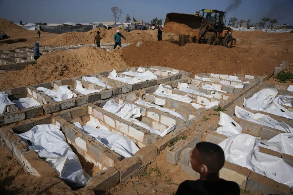 MSF suspends some work at Gaza’s Nasser Hospital due to presence of armed men
