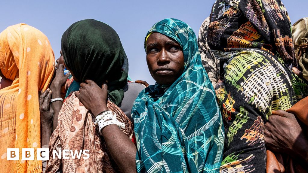 Sudan air force bombing of towns, markets and schools has killed hundreds, report says