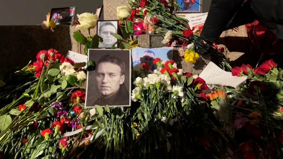 Europeans say Russia poisoned dissident Alexey Navalny with dart frog toxin