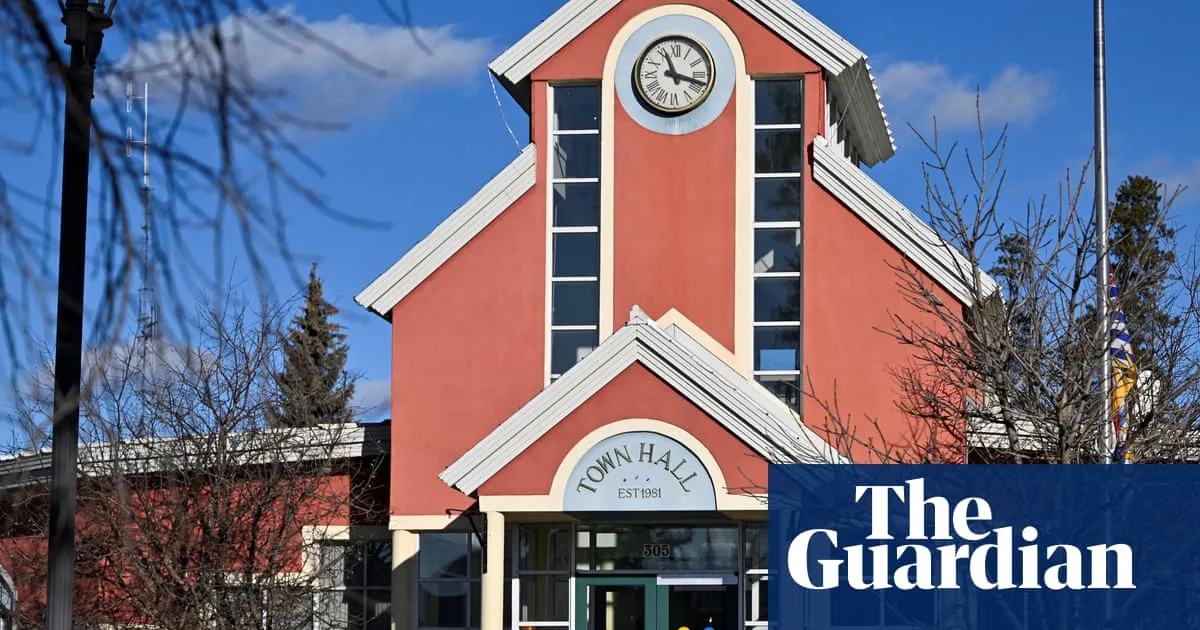 ‘People want to help’: Canadians rally round Tumbler Ridge after school shooting