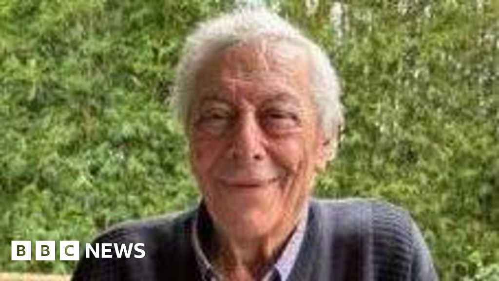 Sydney police plead for return of man, 85, kidnapped by mistake  