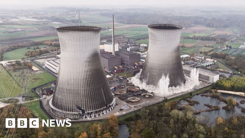 Watch: Moment nuclear plant towers collapse during demolition