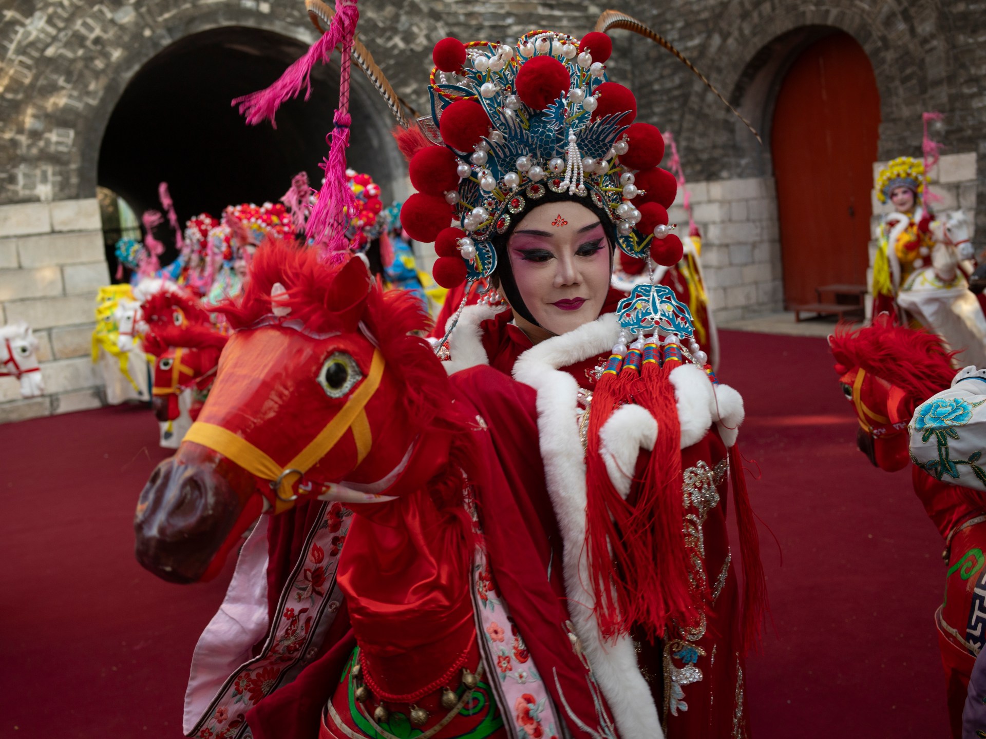 Lunar New Year: Global celebrations welcome Year of the Fire Horse