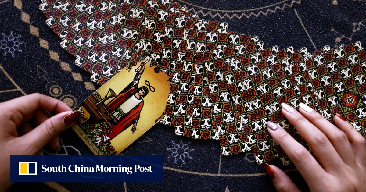 Can chatbots tell fortunes or do they make them up out of thin AI-r?