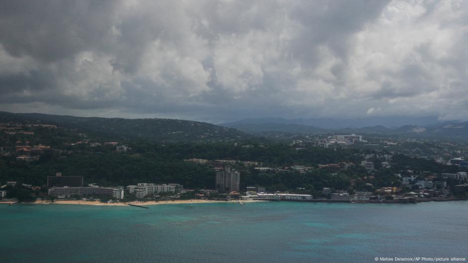 Melissa gathers strength before 'catastrophic' landfall in Jamaica