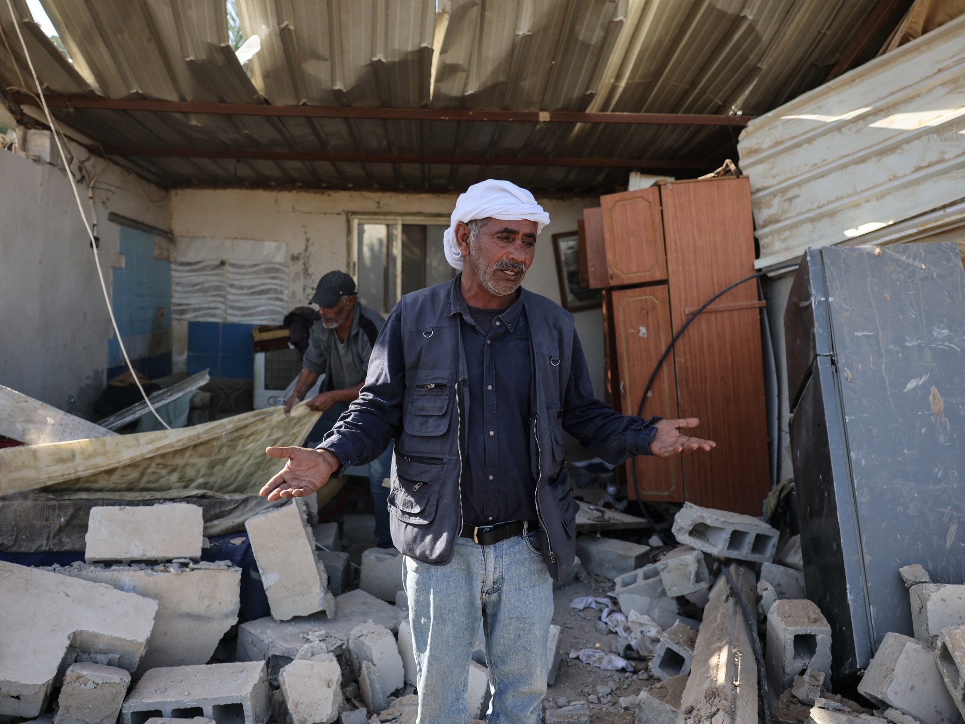 Israeli settlers displace 15 Palestinian families in West Bank: Official