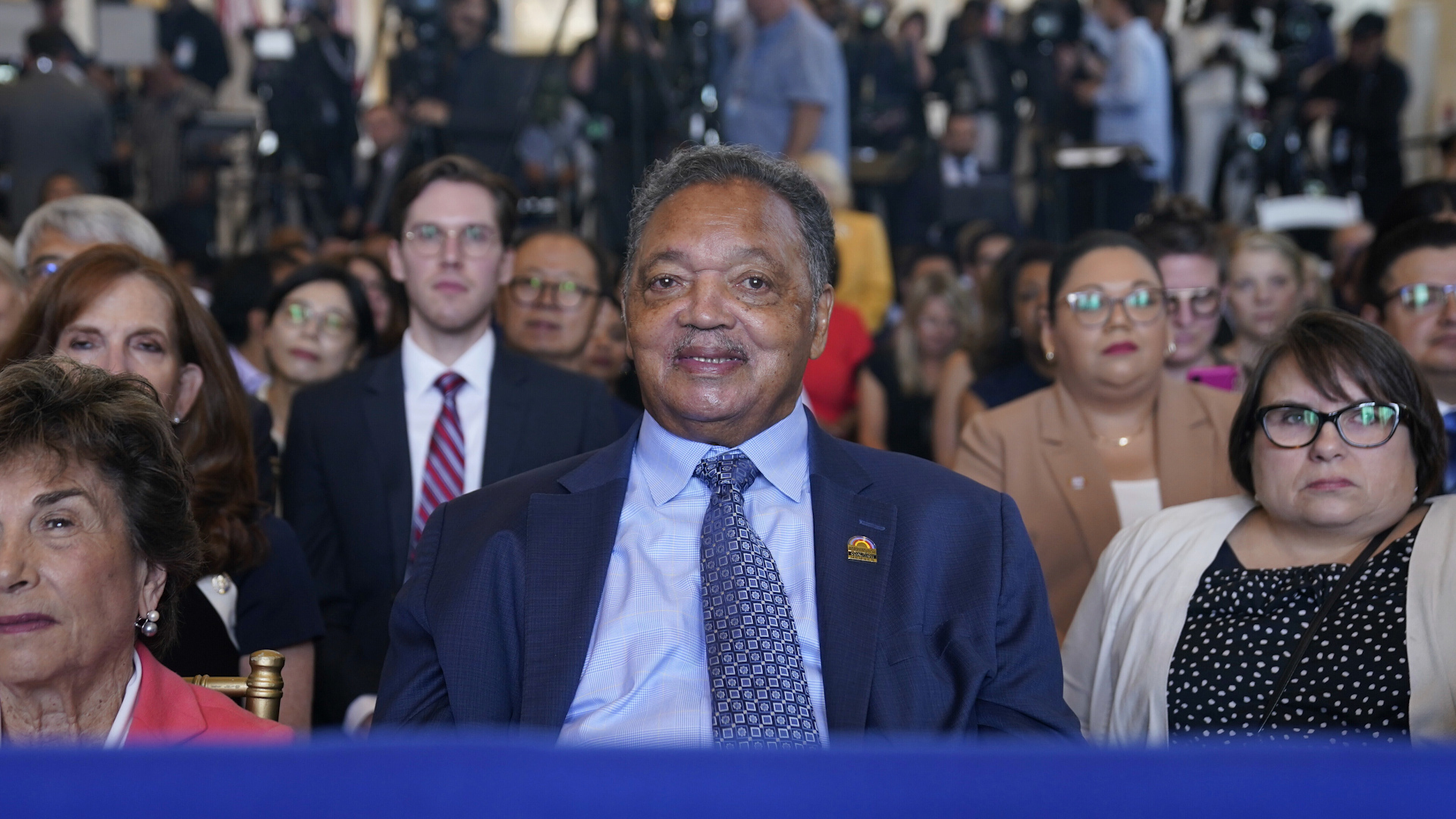 Jesse Jackson, civil rights icon, dies at age 84