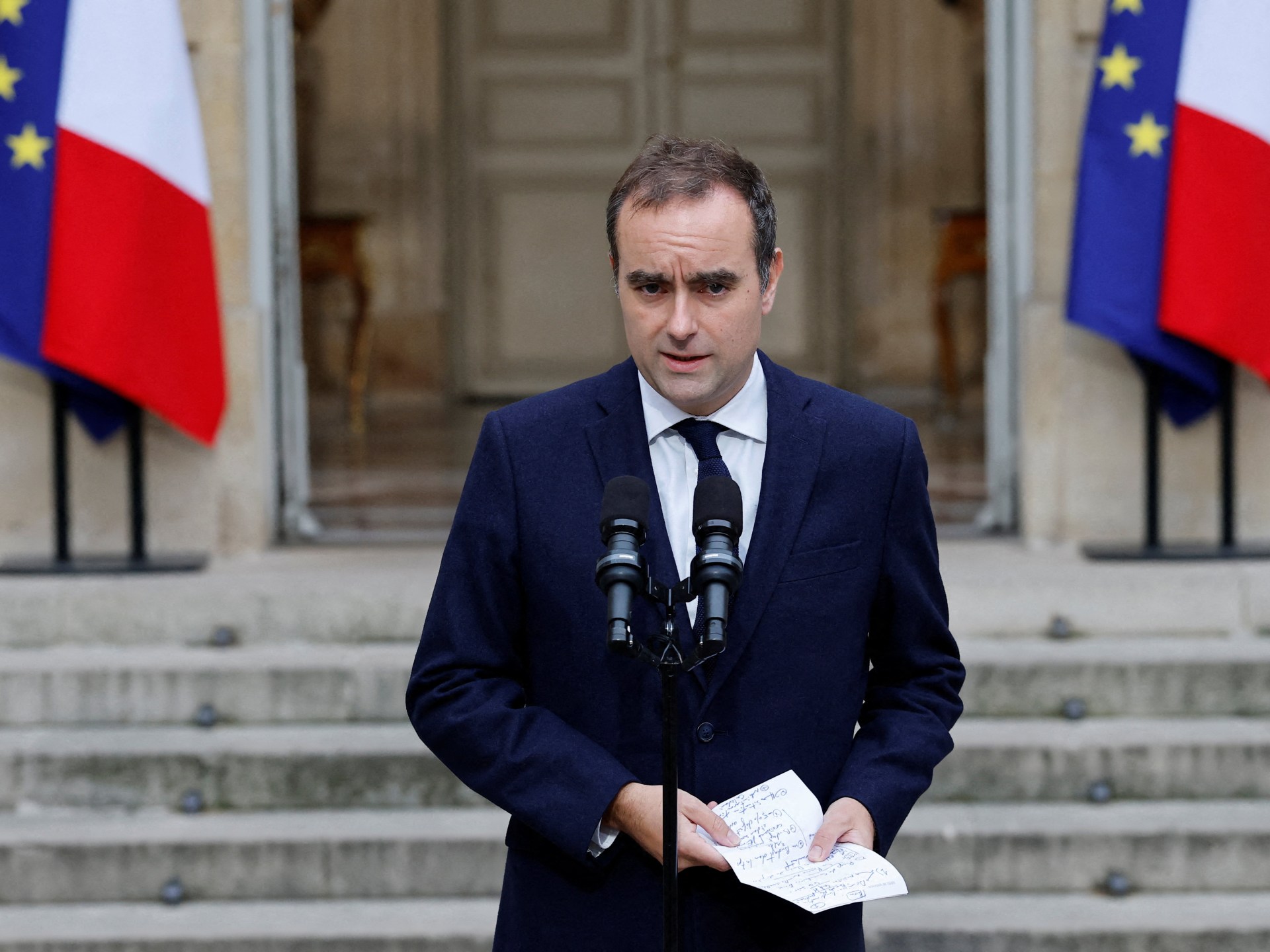France’s prime minister faces crunch vote in parliament