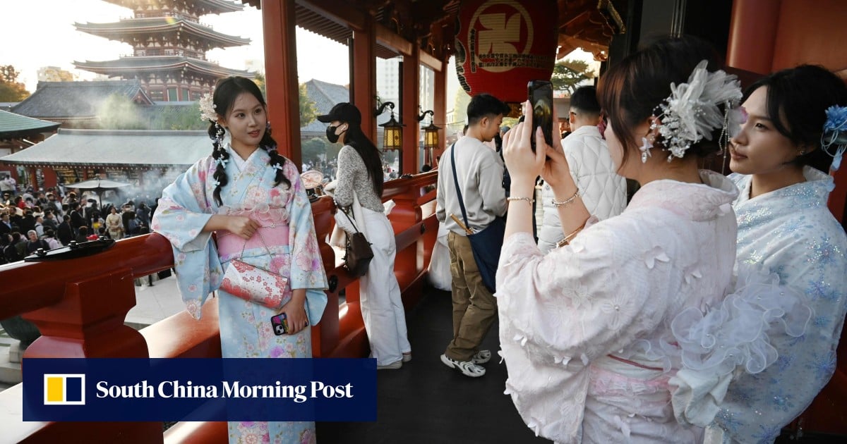 Chinese tourist arrivals to Japan plunge 41% in January amid simmering tensions