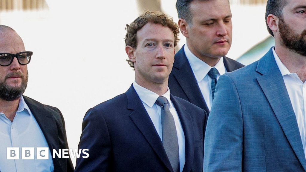 Zuckerberg arrives to testify in social media addiction trial