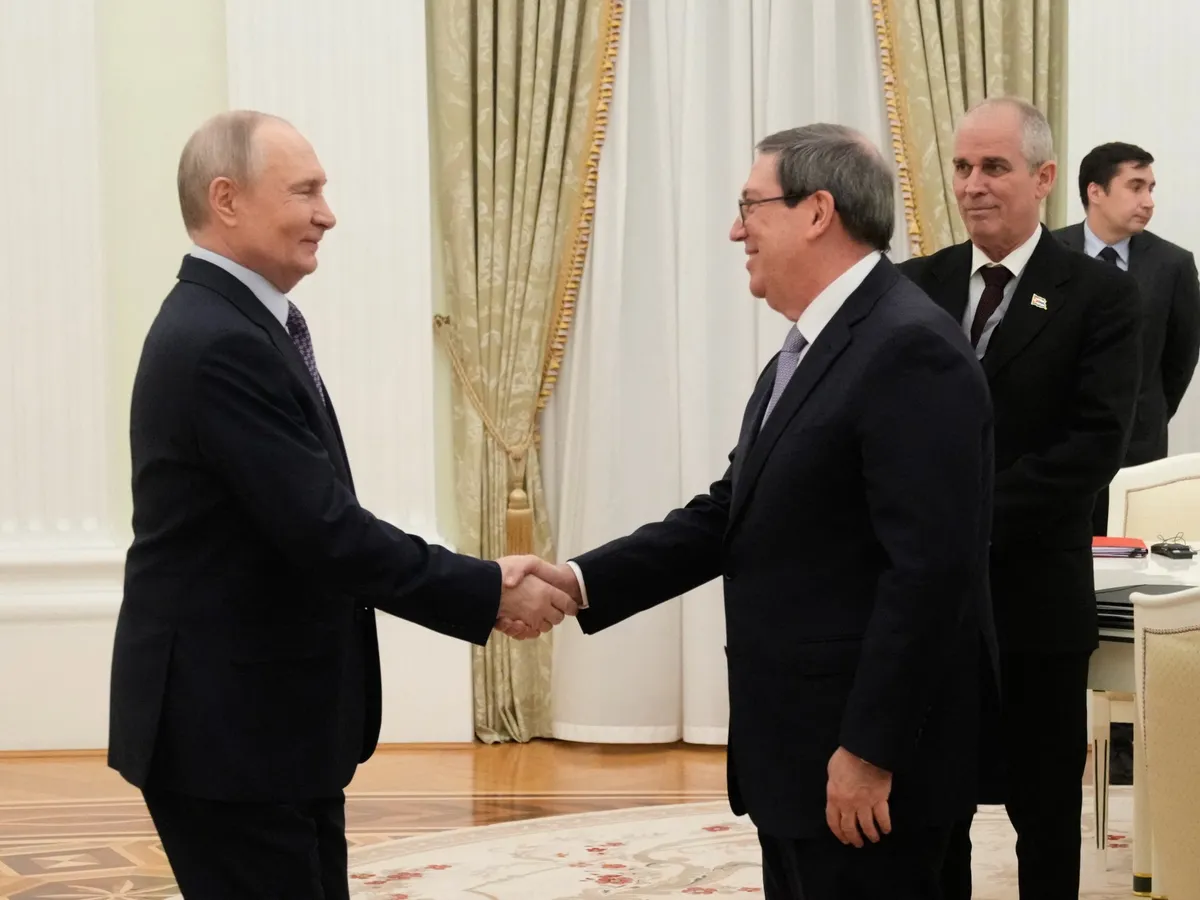 Russia’s Putin meets Cuban FM, says US restrictions ‘unacceptable’