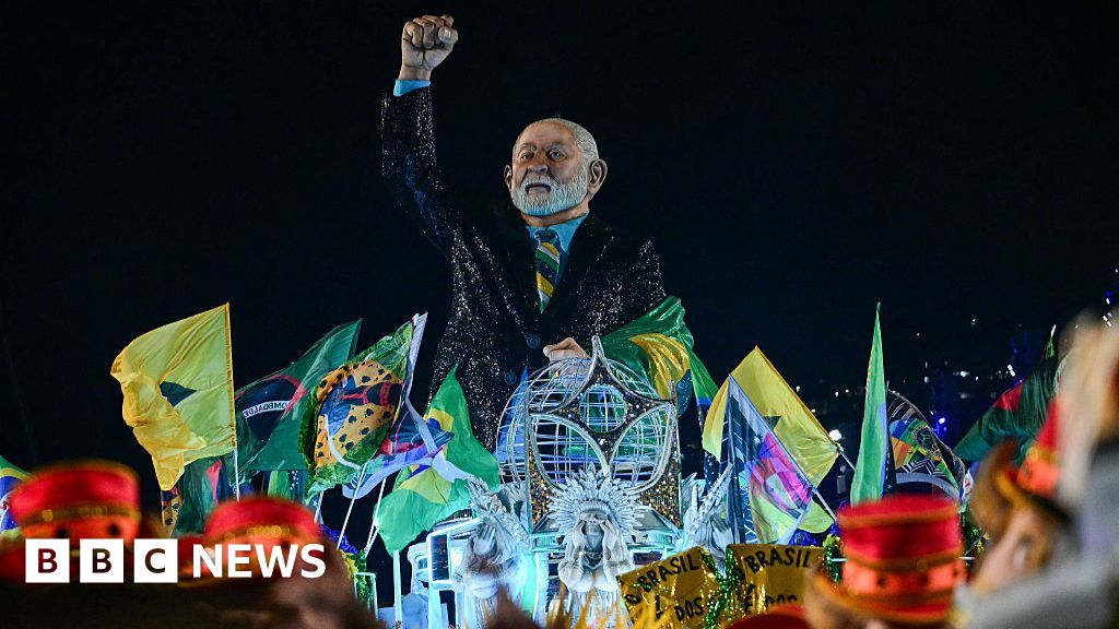 Float featuring Brazil's Lula comes last at Rio Carnival