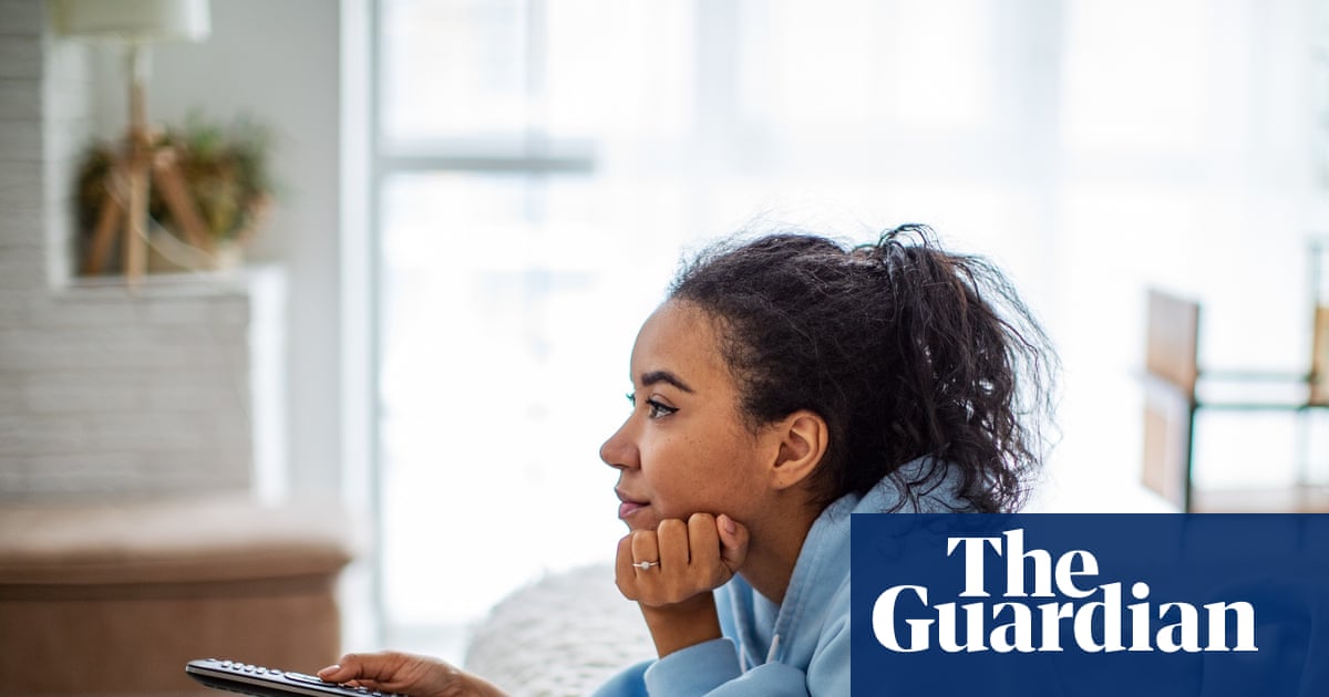 TV set is most popular way to watch YouTube in UK, study finds