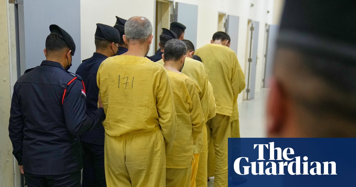 Alleged Australian IS fighters transferred from Syria to Iraq where they could face death penalty