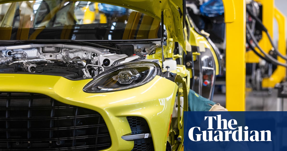British manufacturing continues to face low orders and upward price pressure, says CBI