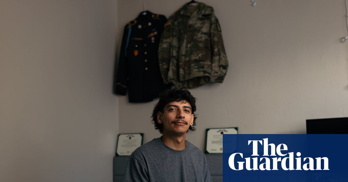 Army veteran sues federal government after ICE detains him for three days