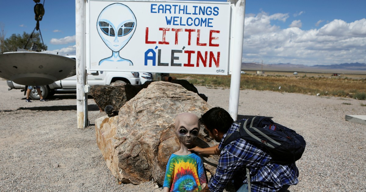 Trump orders Pentagon, federal agencies to release files on UFOs and aliens