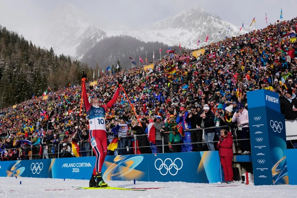 Norway wins its 17th gold medal, breaking its record for most golds won in a single Winter Olympics