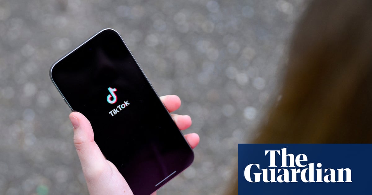 Man receives £42,000 bill for data roaming charges after Morocco holiday