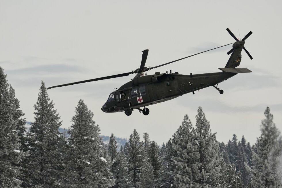 Crews recover bodies of 9 backcountry skiers days after California avalanche