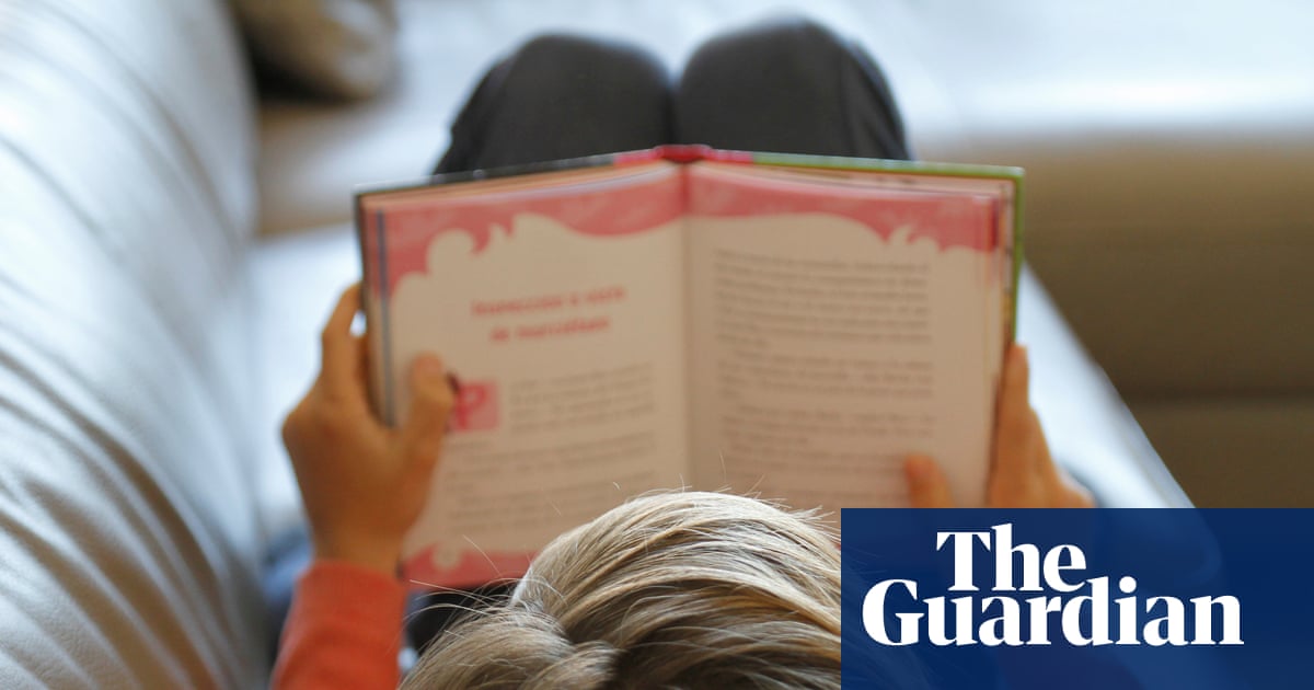 Only 10% of boys aged 14-16 read daily for pleasure, National Literacy Trust finds