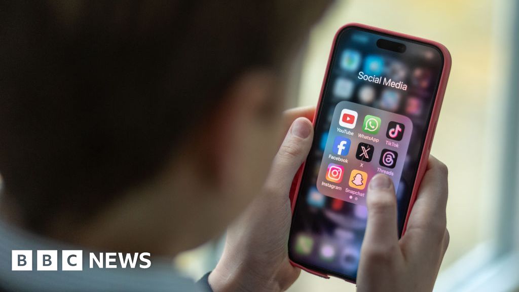 Kids locked out of social media apps after Australia's world-first ban
