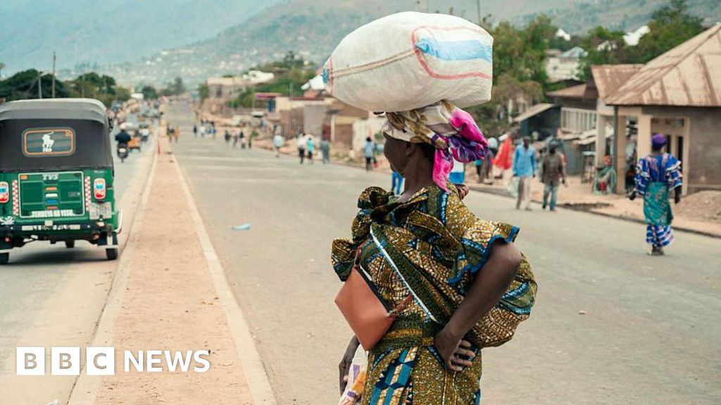 Gunfire as rebels target key DR Congo city despite Trump peace deal
