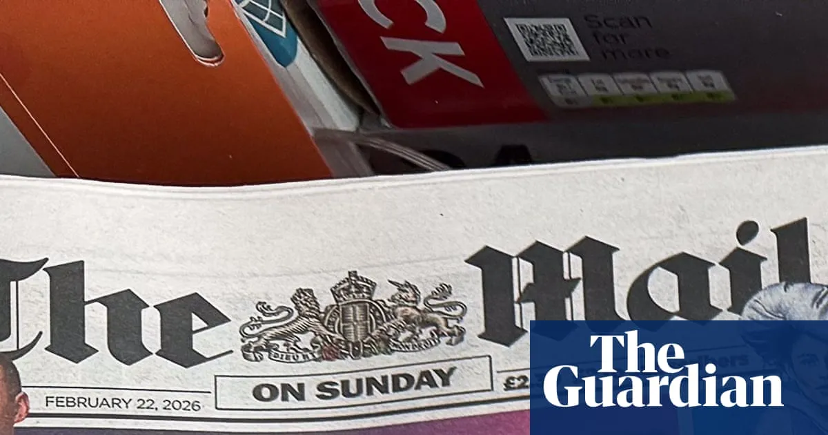 Ex-Mail on Sunday editor denies misleading inquiry over private investigator