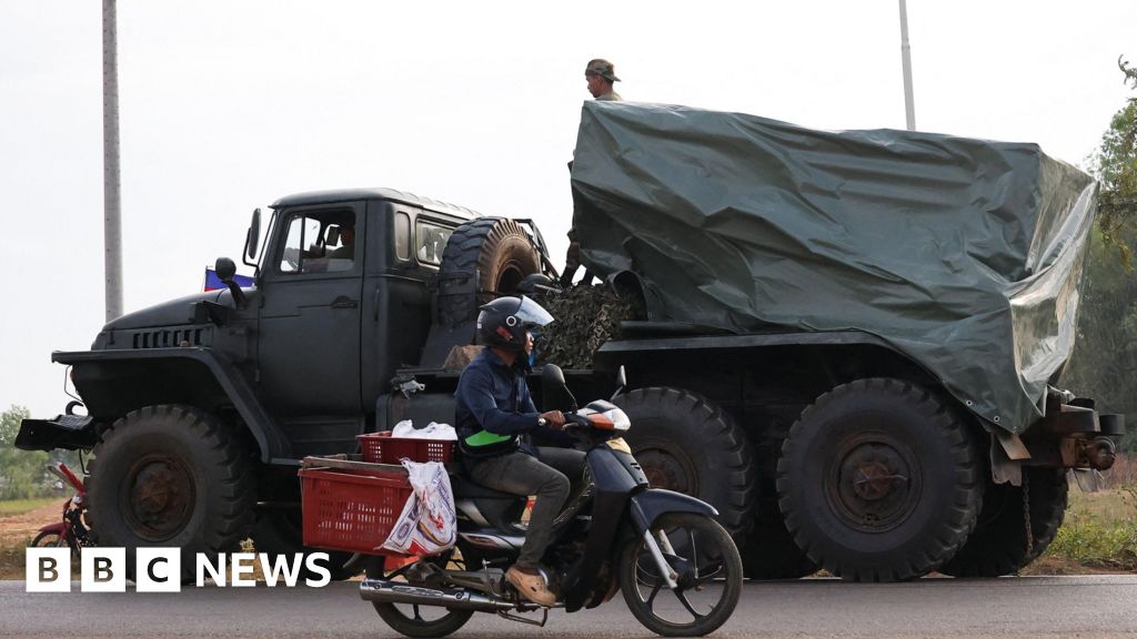 US tells Thailand and Cambodia to stop fighting as clashes continue