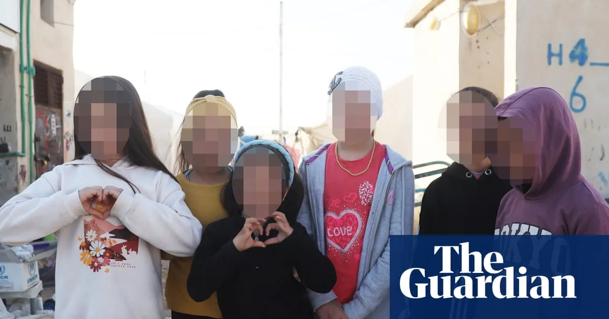 Australian women held in Syrian camp say they would accept children returning home separately