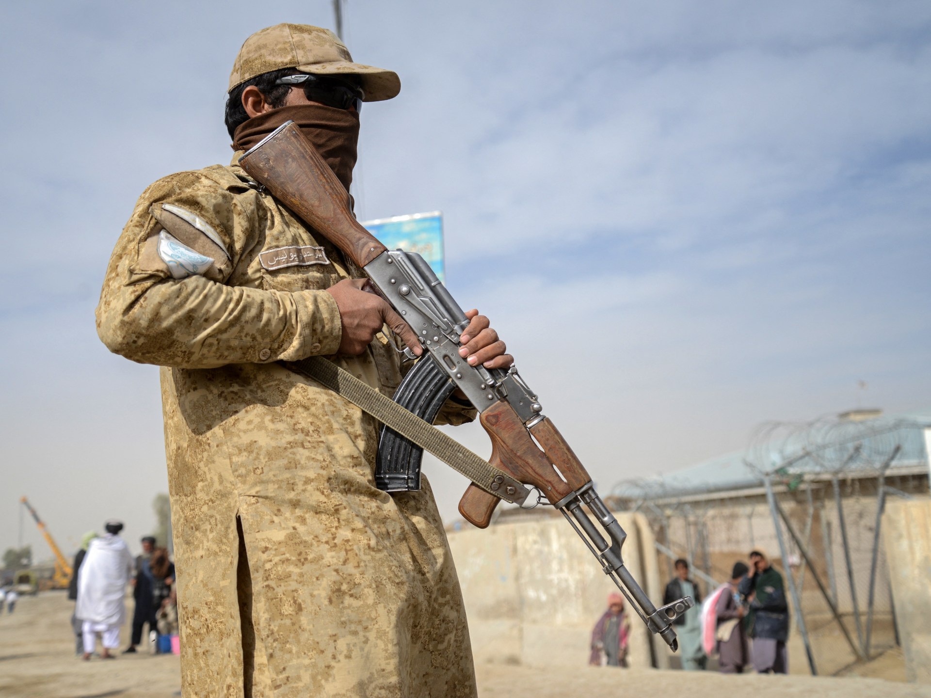 New Afghan, Pakistani border clashes follow deadly strikes